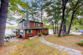 Lakefront Retreat